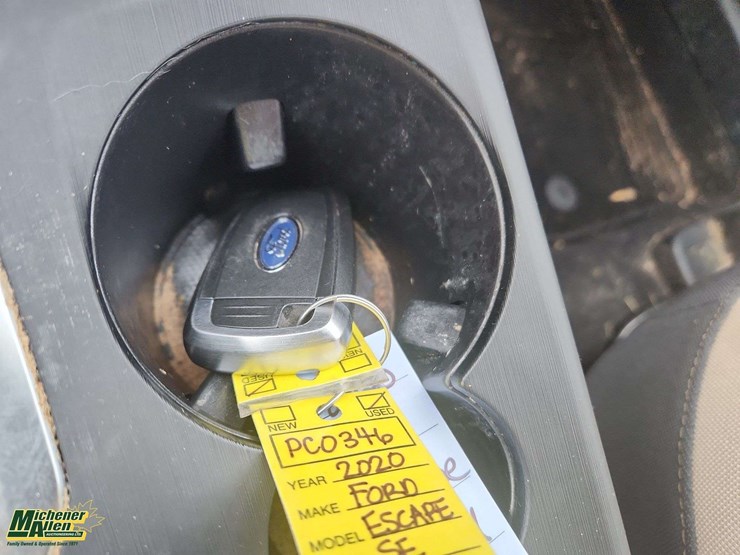 2020-ford-escape-image-25