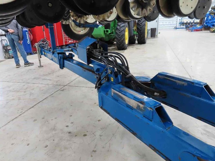 2007-kinze-3650-image-12