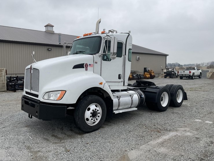 2015-kenworth-t400-image-12