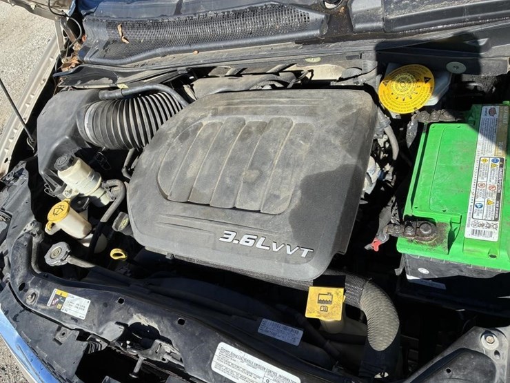 2014-dodge-grand-caravan-image-6