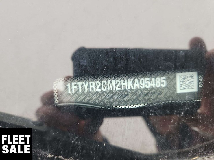 2017-ford-transit-image-33