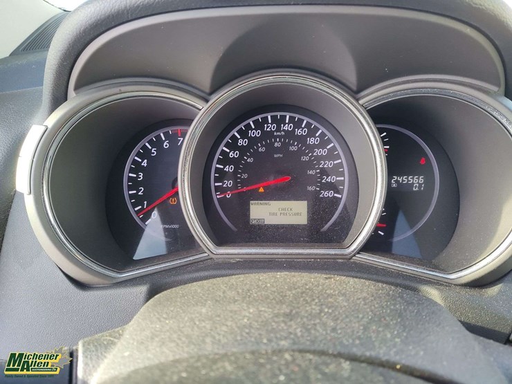 2011-nissan-murano-image-20