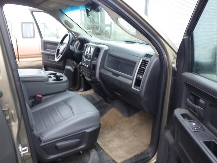 2014-dodge-1500-image-6