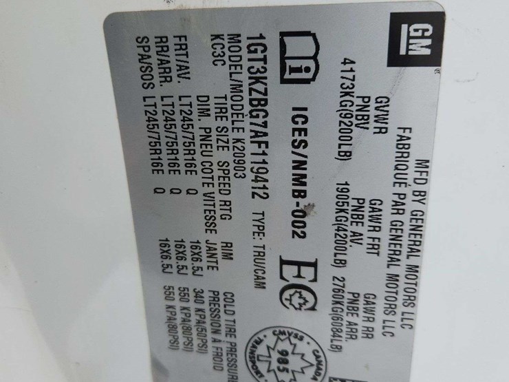 2011-gmc-sierra-3500hd-image-70