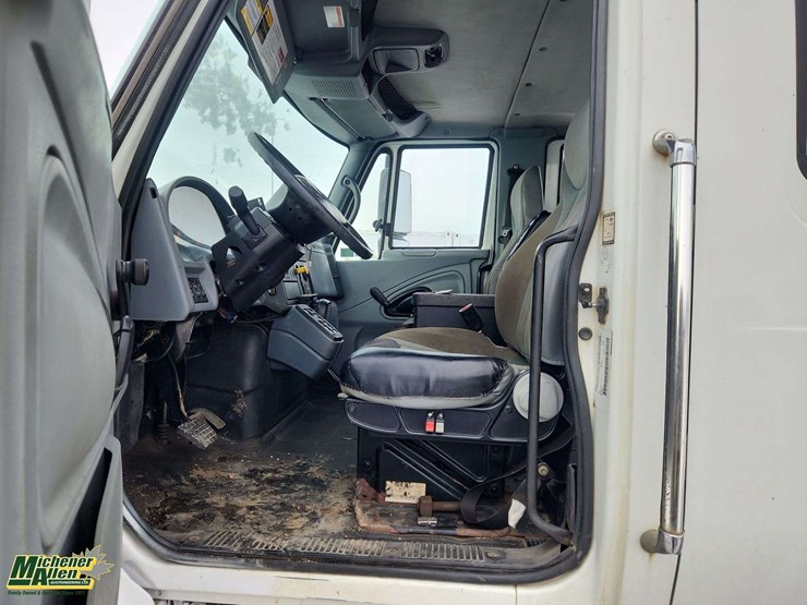 2006-international-workstar-7500-image-17