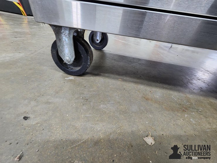 craftsman-ball-bearing-griplatch-tool-box-image-12