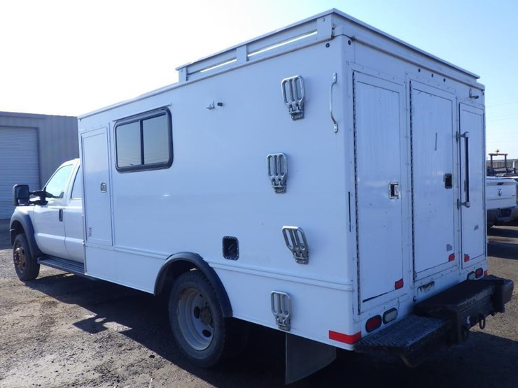 2012-ford-f550-image-4