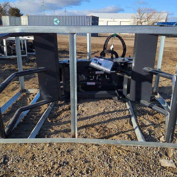 Wolverine Skid Steer Bale Squeeze Hydraulic Adjustable BSH-12-75D