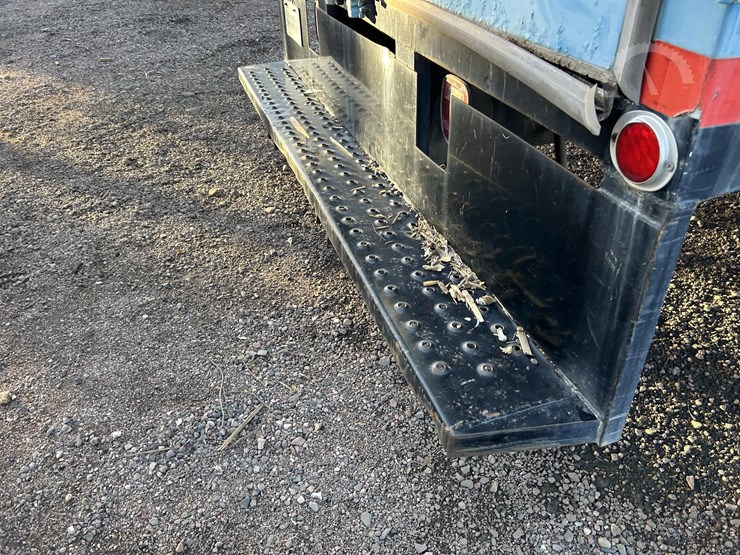 2000-isuzu-ftr-image-36