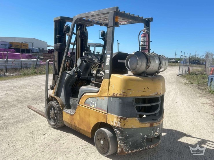 2007-caterpillar-c5000-5,000lb.-straight-mast-lp-forklift-image-4