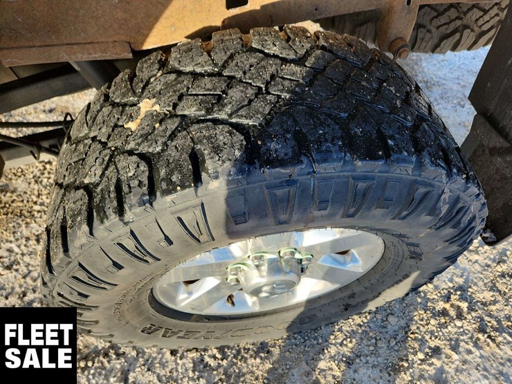 2014-dodge-2500-image-30