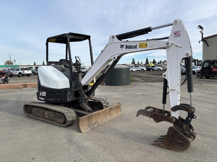 2021-bobcat-e35-image-2