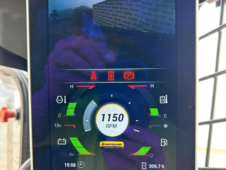 2023-new-holland-c327-image-10