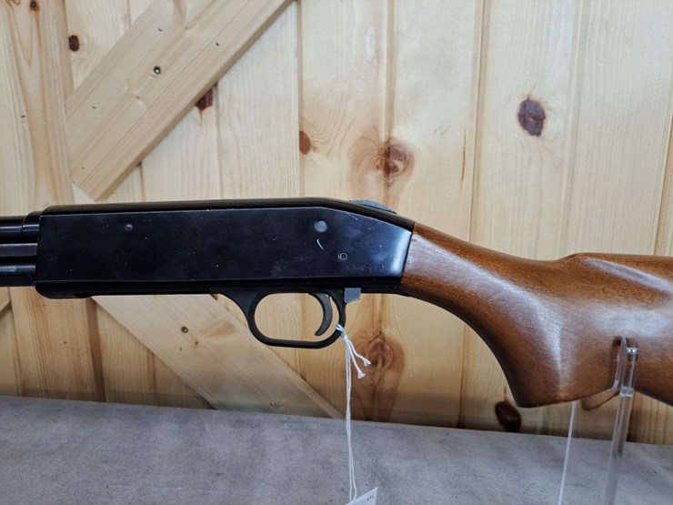 western-field-model-m550e-.410-gauge-pump-shotgun-image-10