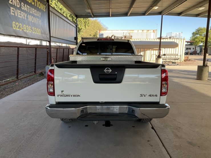 2017-nissan-frontier-image-6