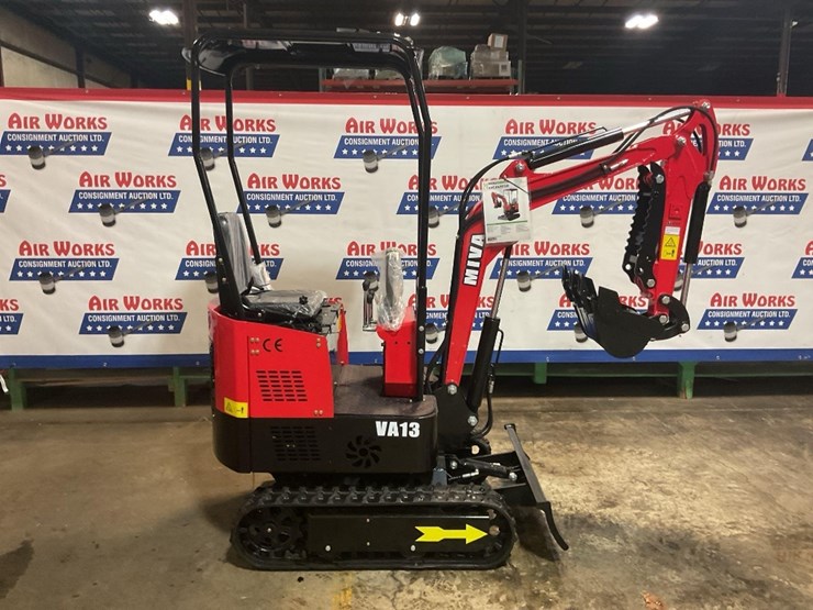 (inv.50031)-new-unused-miva-va13-mini-excavator,-13.5-gas-engine,-manual-thumb,-15"-bucket,-blade-image-13