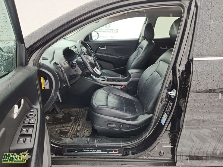 2013-kia-sportage-image-14