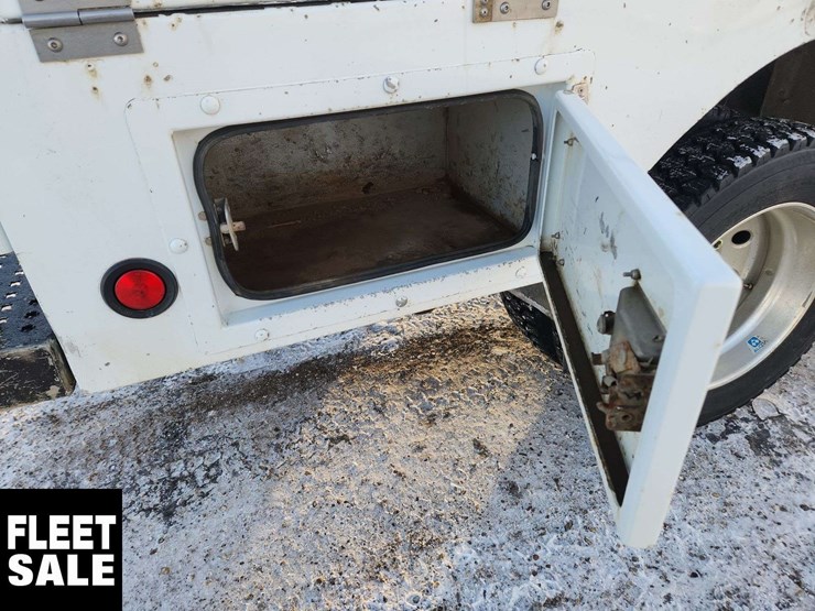 2014-ram-5500-4x4-s/a-service-truck-image-22