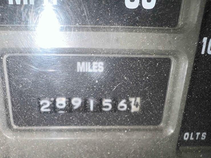 1993-international-254-image-40