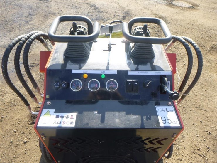 2025-sdlool-sl380r-skid-steer-track-loader-image-14