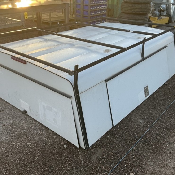 8FT 6IN TRUCK BED TOPPER