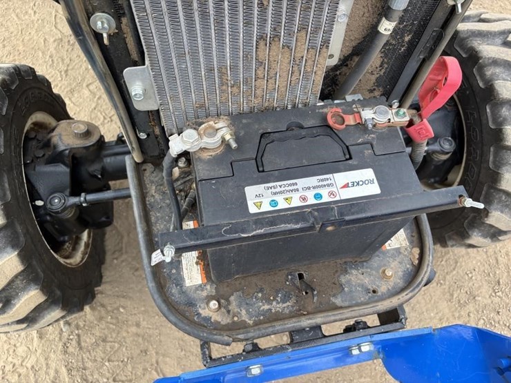 2021-new-holland-workmaster-25-image-38