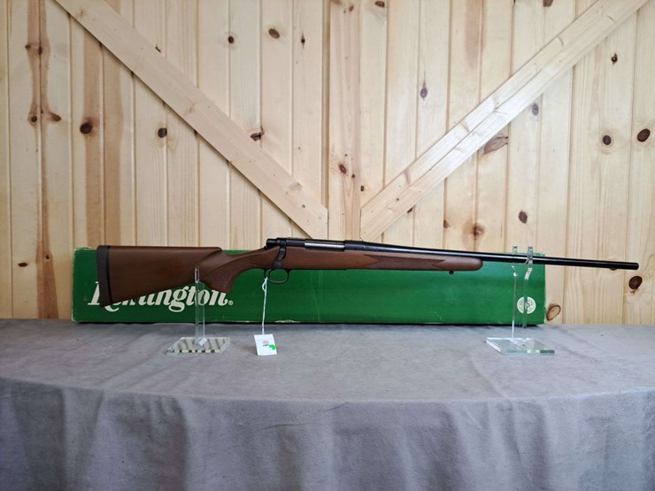 remington-model-700-.300-wby.-magnum-bolt-rifle-image-1