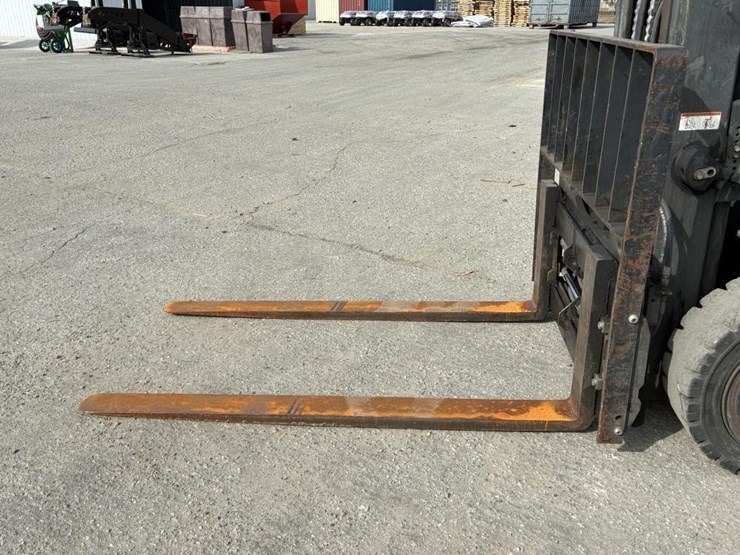 nissan-mug1f2a30jv-image-5