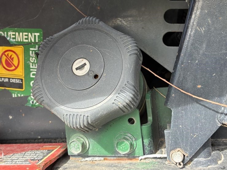 2021-kubota-svl97-2-image-11