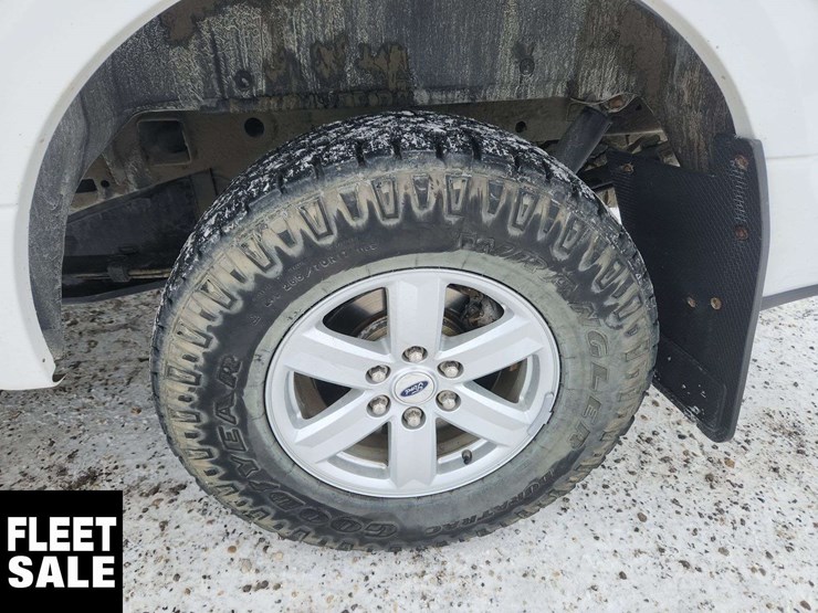 2020-ford-f150-image-11