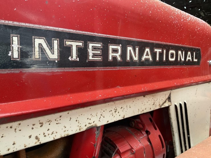 (inv.50089)-international-i464-tractor-loader,-40-hp,-pto,-meter-shows-11,375-hours,-runs-image-4