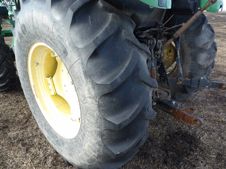 2010-john-deere-5083e-image-8