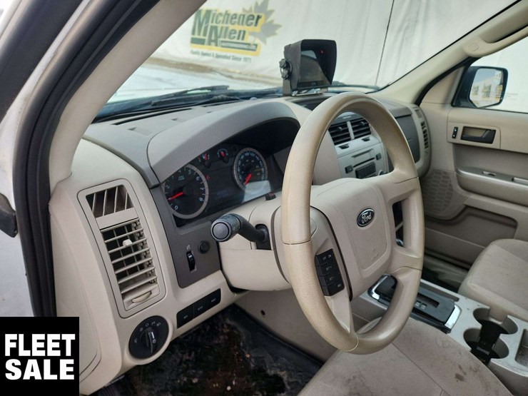 2011-ford-escape-xlt-image-19