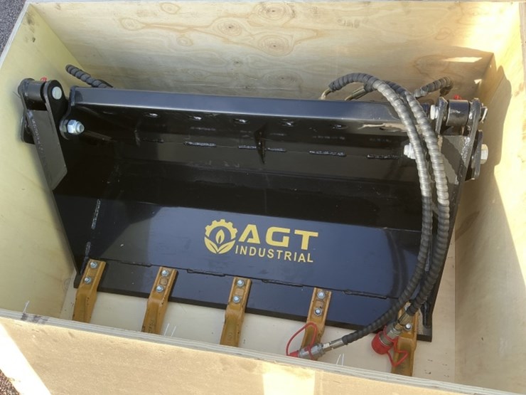 2025-agt-m-4in1bct-4-in-1-stand-up-skid-steer-image-3