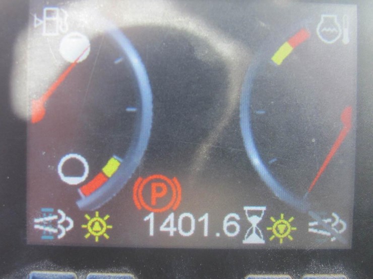 2023-gehl-rt215-image-5