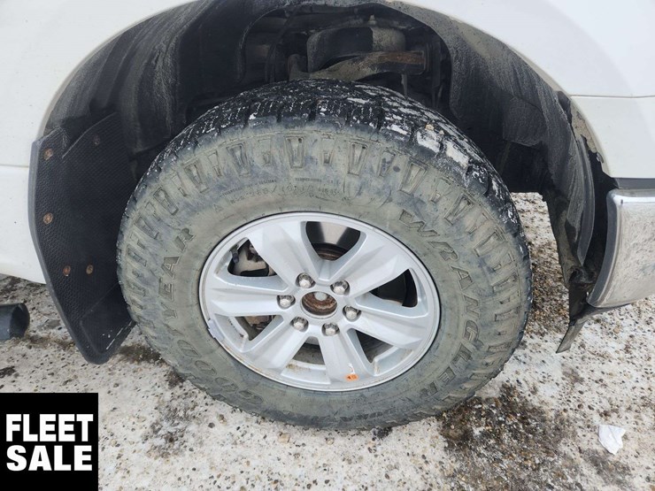 2020-ford-f150-image-13