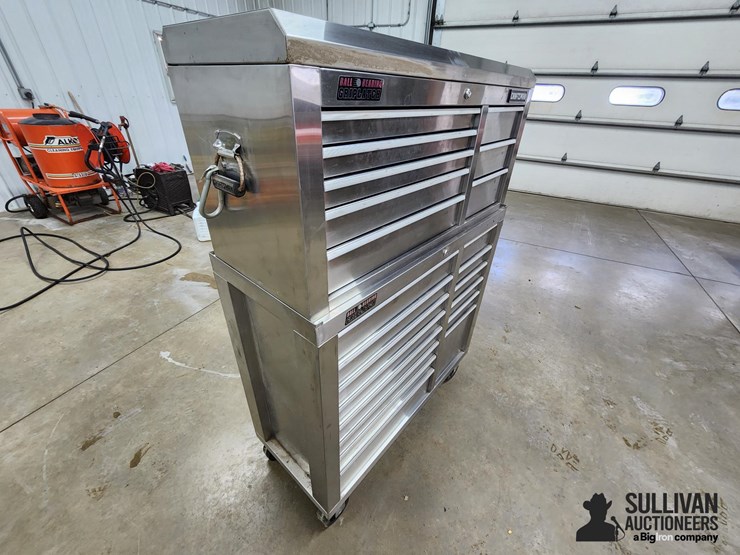 craftsman-ball-bearing-griplatch-tool-box-image-3