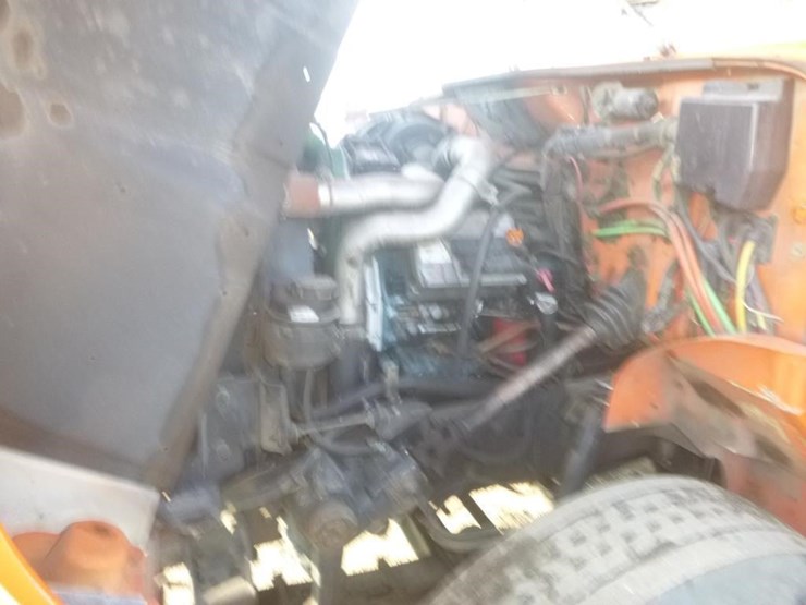 1999-international-4900-image-29