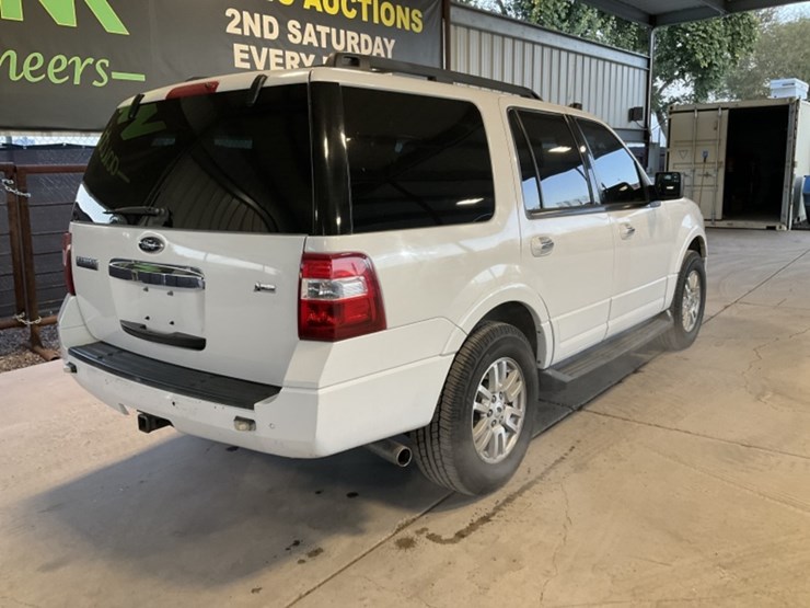 2014-ford-expedition-image-7