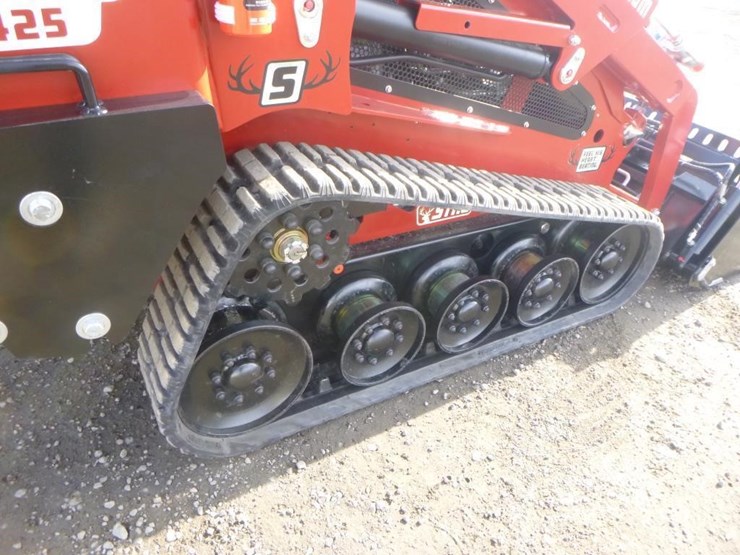 2025-stag-tl425-skid-steer-track-loader-image-21