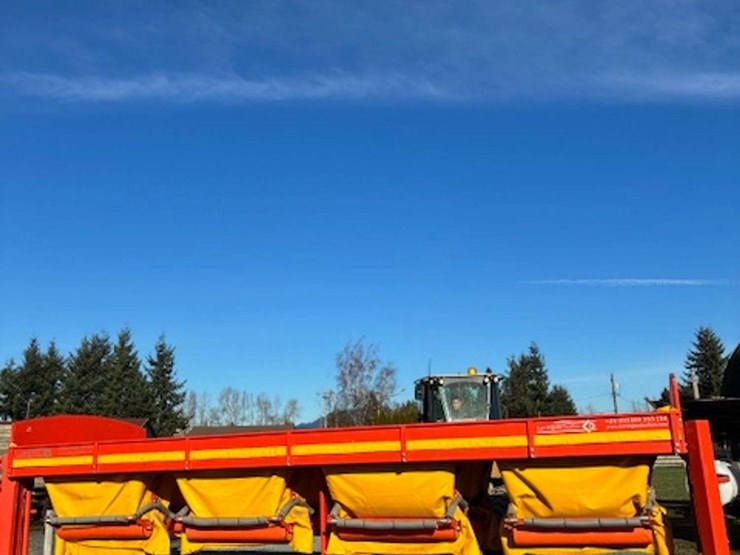 larrington-bin-loader-image-1