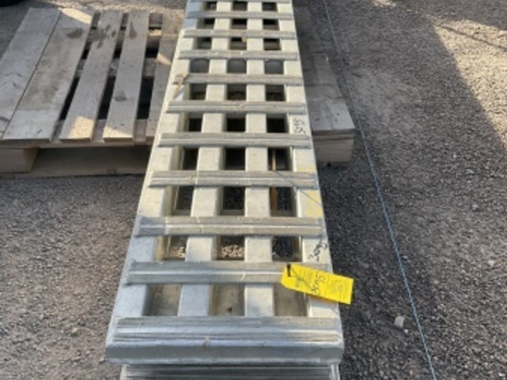 (2)-aluminum-ramps-image-4