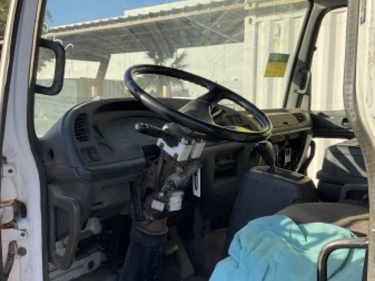 2005-chevrolet-t6500-image-27