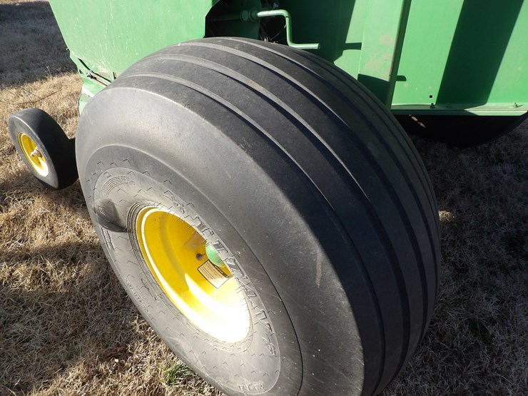 2017-john-deere-469-image-5