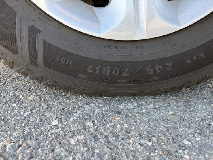 2017-chevrolet-traverse-image-29