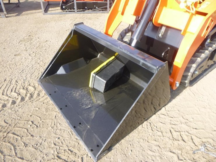 2025-sdlool-v1000-skid-steer-track-loader-image-9