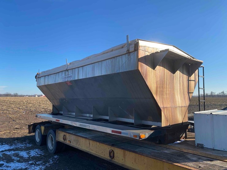 adams-ss-fertilizer-bed-image-3