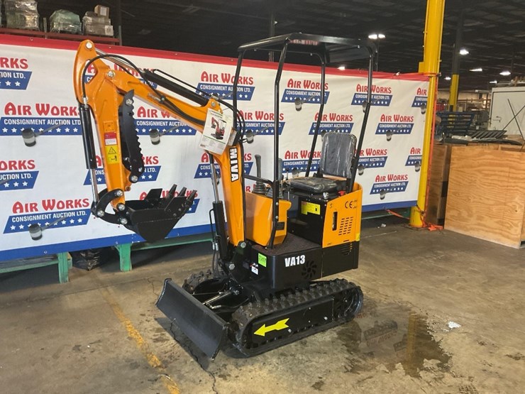 (inv.50041)-new-unused-miva-va13-mini-excavator,-13.5-hp-gas-engine,-manual-thumb,-blade,-aux.-hyd.-image-15