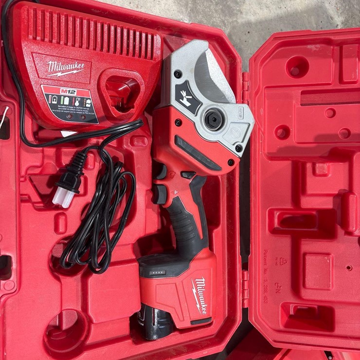 Milwaukee Tools