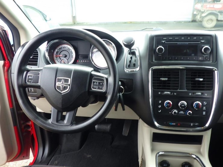 2013-dodge-grand-caravan-image-9